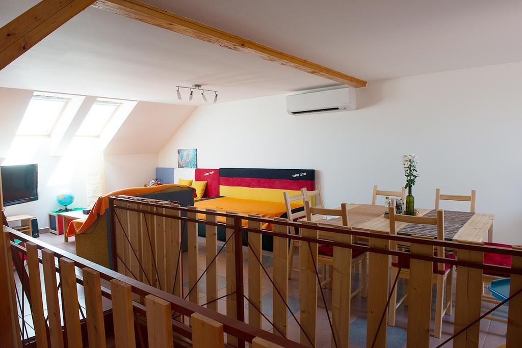 Apartman Cabernet Velké Pavlovice Værelse billede